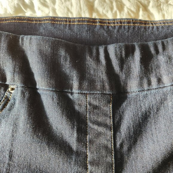 $25/both! Pioneer Woman pull-on denim pant with lace hem and embroidered tunic - Picture 8 of 9